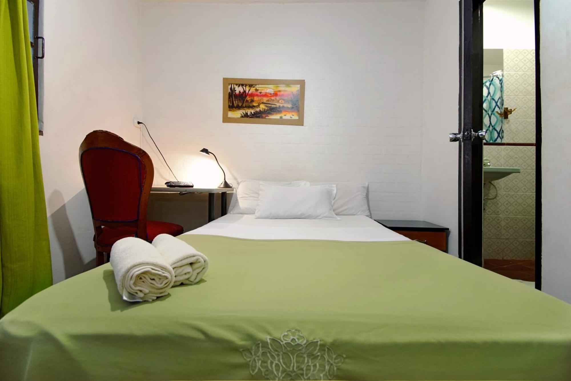 Ding-Dong Hostel Кали Экстерьер фото