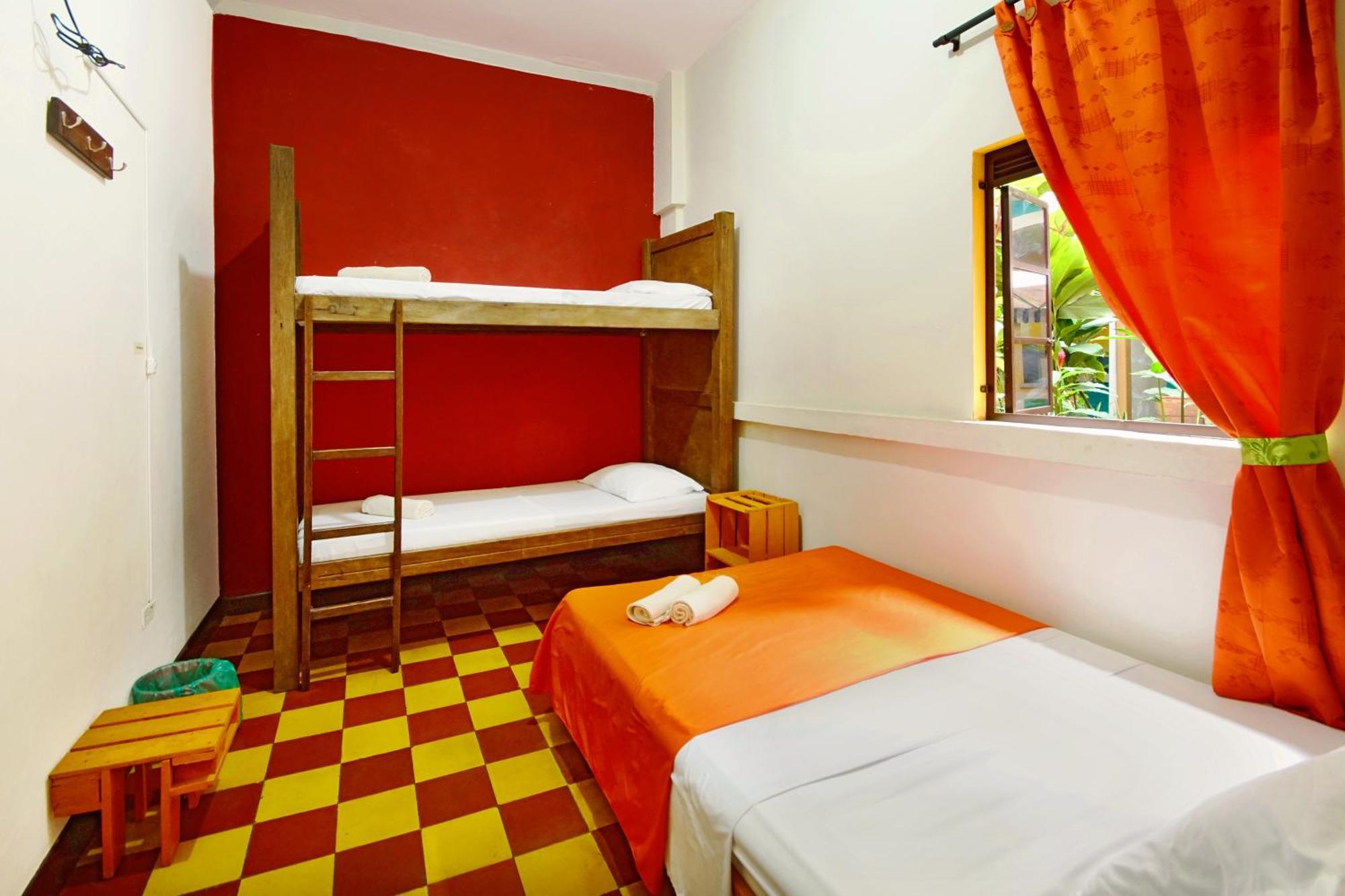 Ding-Dong Hostel Кали Экстерьер фото